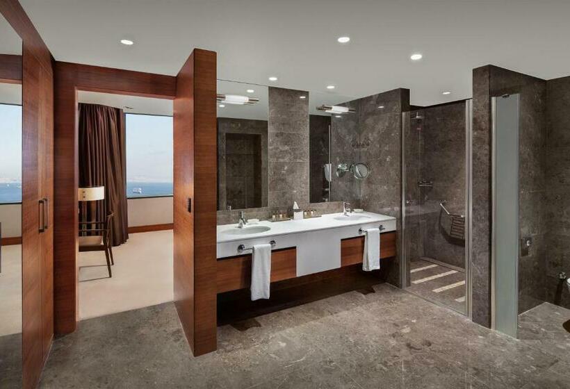 Люкс Executive Вид на Море, Sheraton Istanbul Ataköy