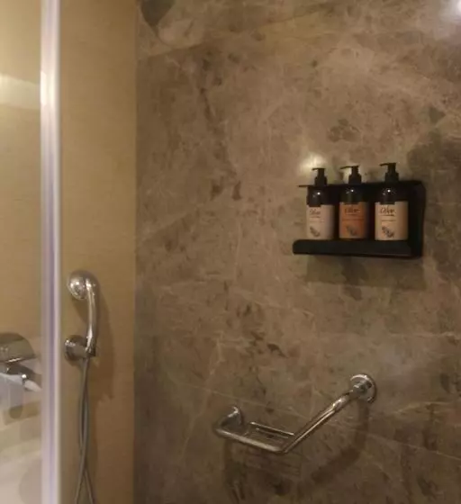 スタンダードトリプルルーム, Riva Hotel Taksim