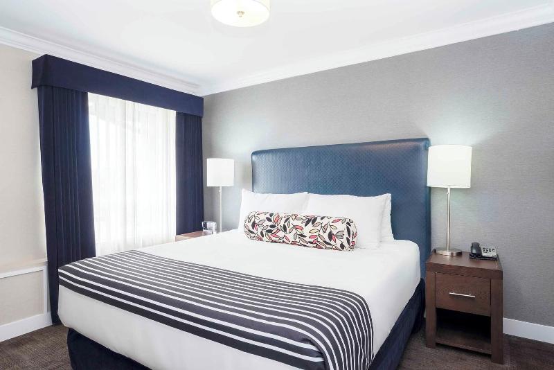 标准间, Paloma Oceana