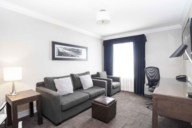 标准间, Paloma Oceana