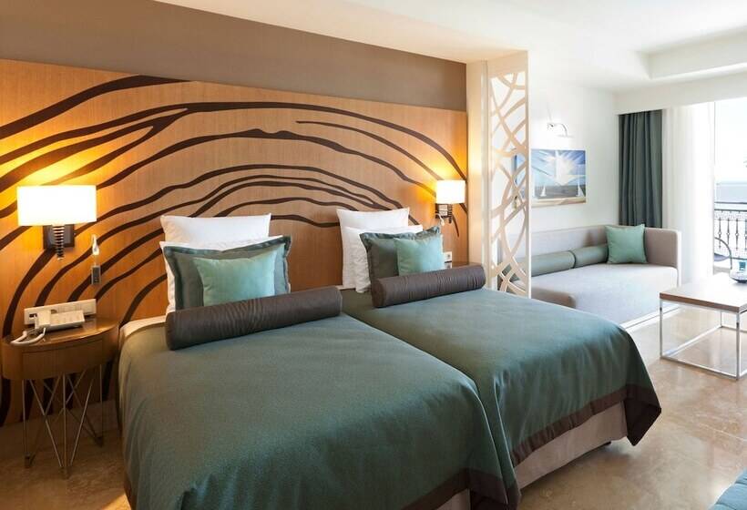 オーシャンビュースタンダードルーム, Paloma Oceana