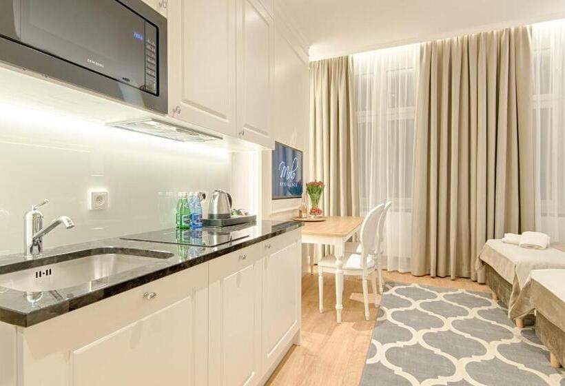 استودیوی استاندارد, Apartamenty Molo Residence