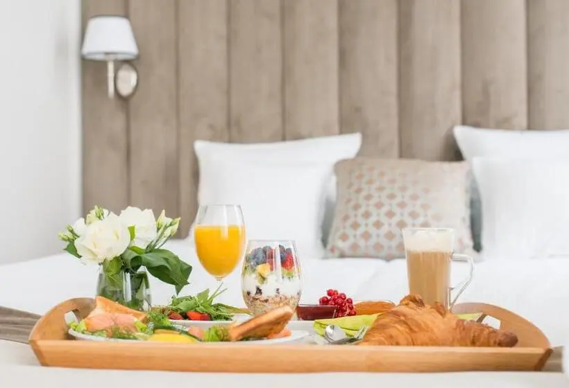 スタンダードスタジオ, Apartamenty Molo Residence