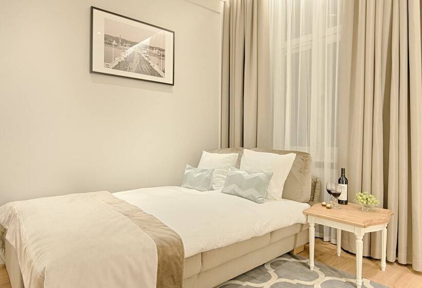 Апартаменты 1 Спальня с Балконом, Apartamenty Molo Residence