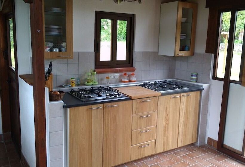 스탠다드 트리플 룸, B&b Donna Maja