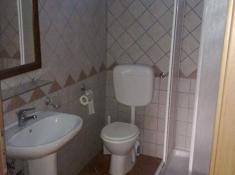 패밀리 룸, B&b Donna Maja