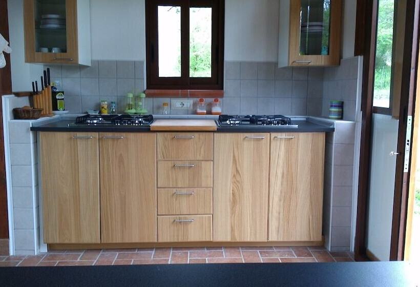 패밀리 룸, B&b Donna Maja