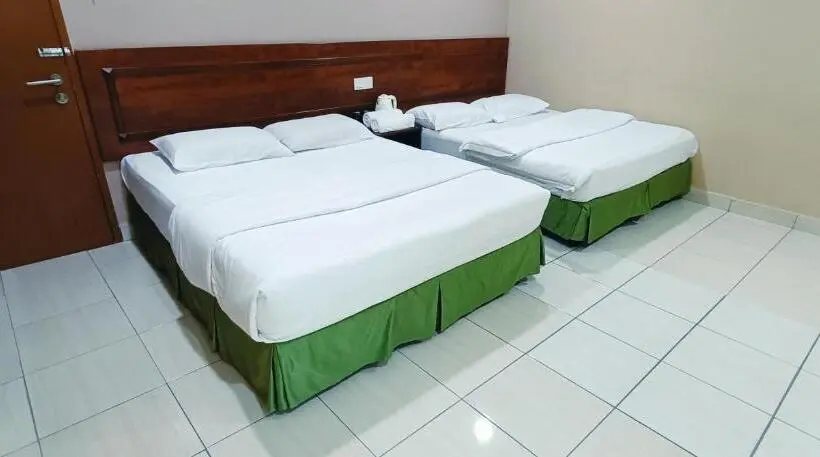 Aile Süiti, Kampar Times Inn