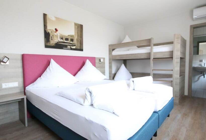 4인용 스탠다드 룸, Gastehaus Mythos