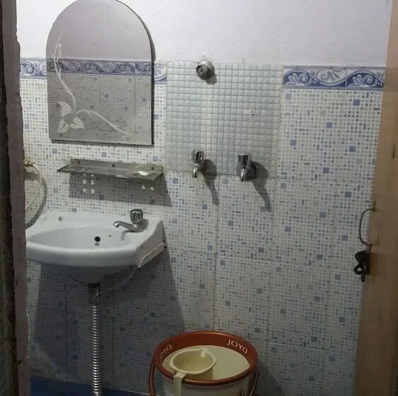 Deluxe-huone, Sai Kripa Guest House