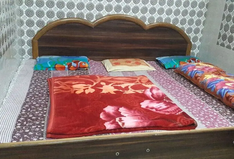 Deluxe-huone, Sai Kripa Guest House