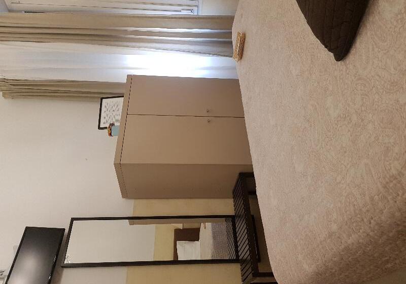 اتاق استاندارد یک تخته با سرویس بهداشتی مشترک, Locazione Turistica Cittadella