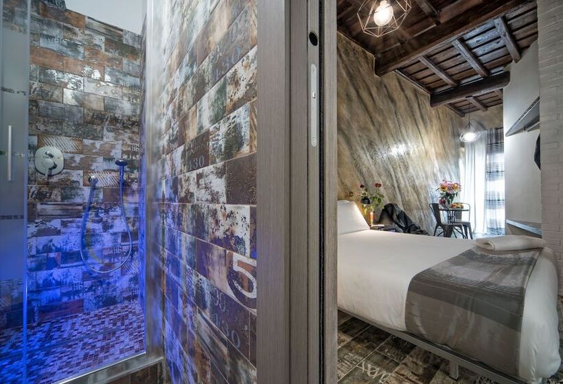 חדר סופריור, Starhome Navona