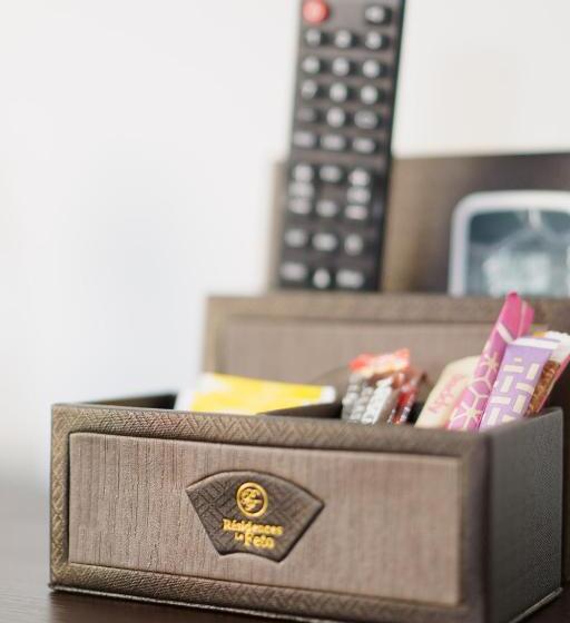 اتاق استاندارد, Le Feto 2