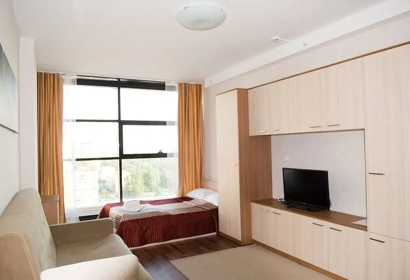デラックススタジオ, Panoramic Apartments S16