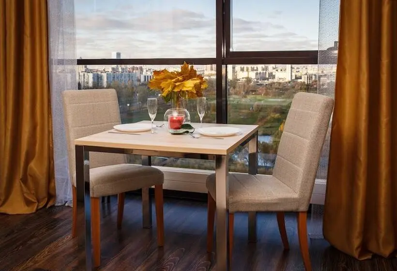 １ベッドルームのデラックスアパートメント, Panoramic Apartments S16