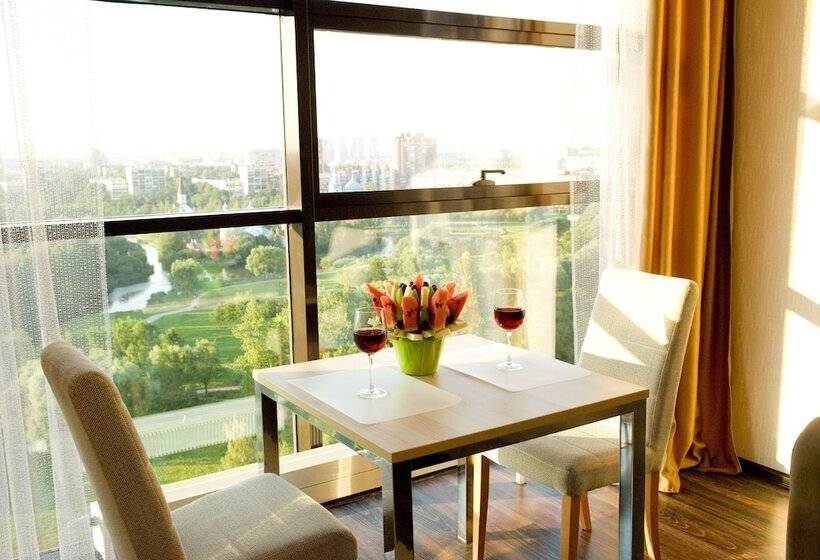 １ベッドルームのコンフォーとアパートメント, Panoramic Apartments S16