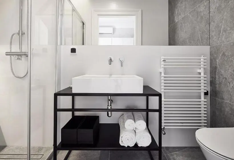 استودیوی استاندارد, St Agnes Apartments Old Town