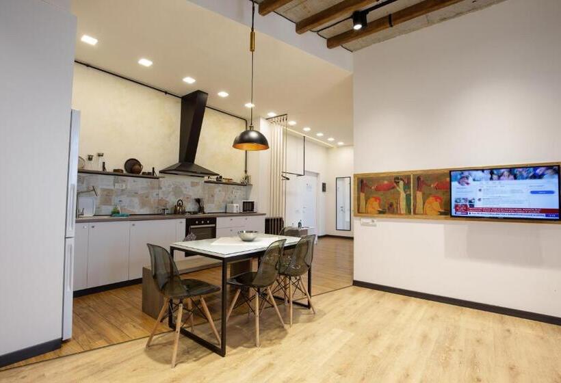 آپارتمان 2 خوابه, Ris Dalma Collection Yerevan