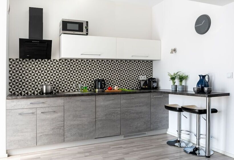 Студия Стандарт, Apartamenty Wroc Kurkowa 14