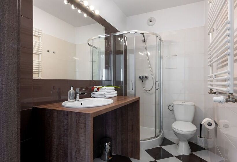 Студия Стандарт, Apartamenty Wroc Kurkowa 14