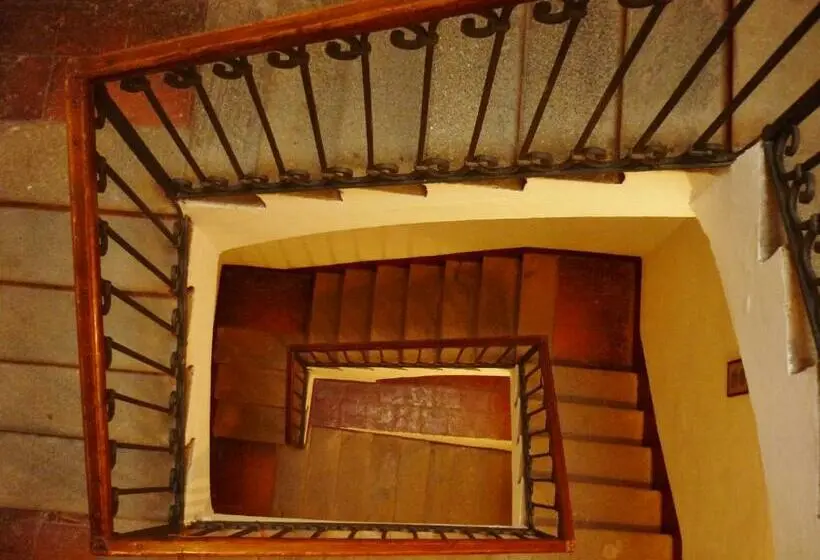 スイート, Albergo Real Castello