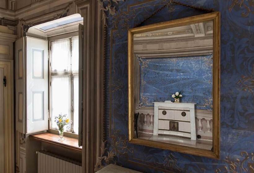 جناح جونيور, Albergo Real Castello