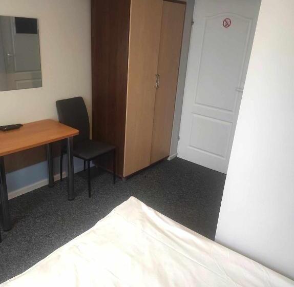 ベーシックルーム, Pod Różą B&b