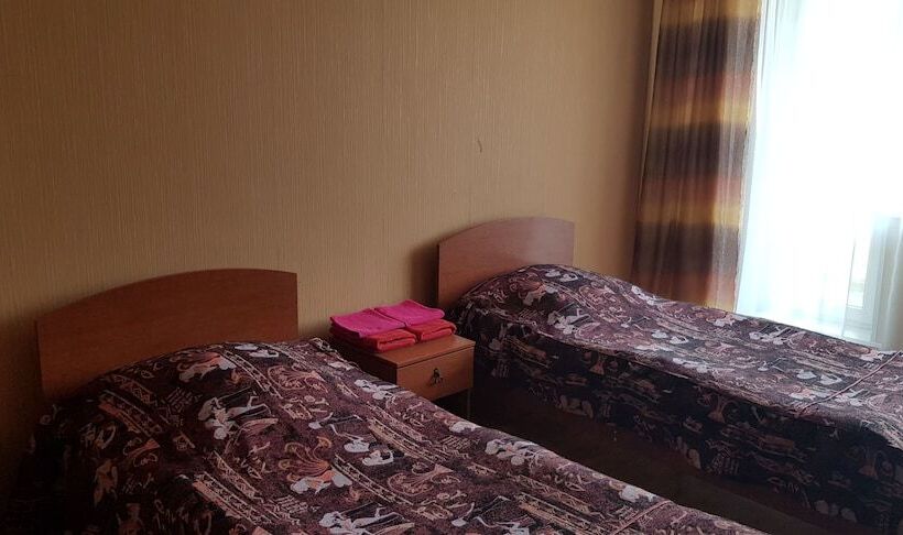 带共用浴室的标准房间, Yubileinaya Hotel   Hostel
