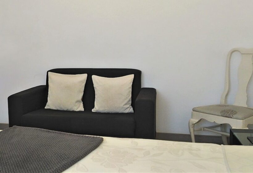 חדר סטנדרט, Suites Inn Lagos