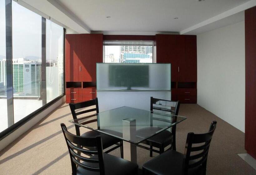 سوییت سوپریور, Suites Capri Reforma ángel 380