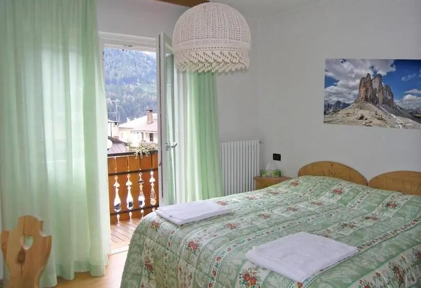スタンダードトリプルルーム, B&b Meublè Giustina