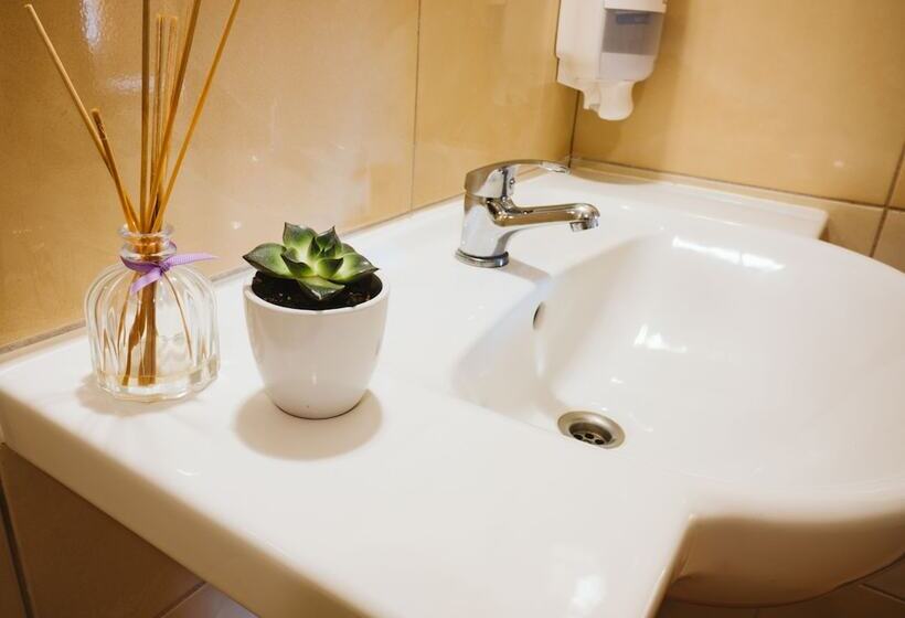 スタンダードトリプルルーム, Piotr Spa & Wellness