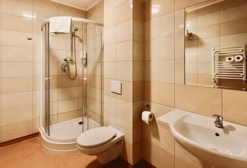 スタンダード４人部屋, Piotr  Spa & Wellness