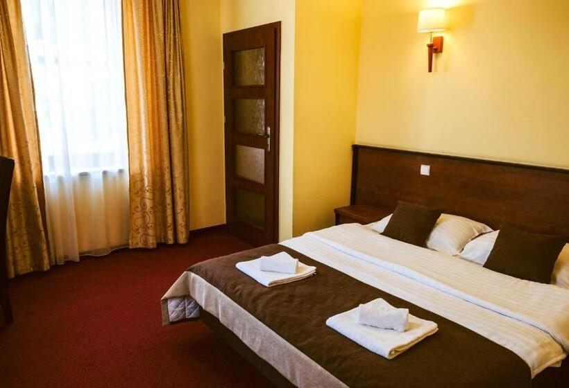 デラックススイート, Piotr Spa & Wellness