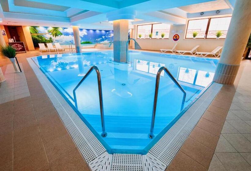 Четырехместный Номер Стандарт, Piotr  Spa & Wellness