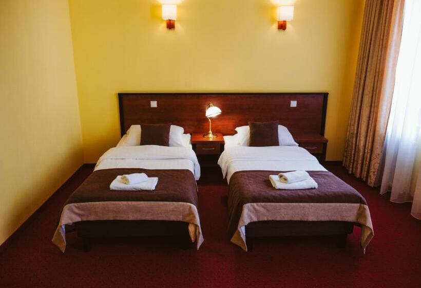 スタンダードトリプルルーム, Piotr Spa & Wellness