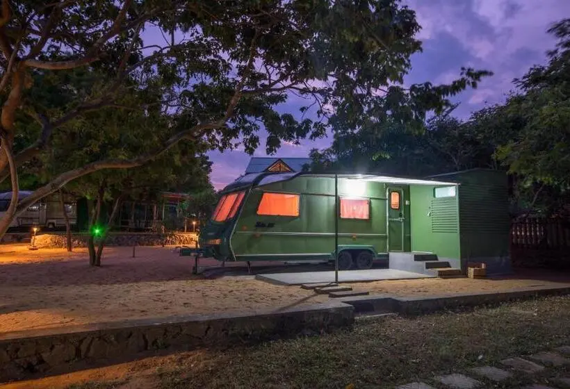 スタンダードトリプルルーム, Yala Caravan Village