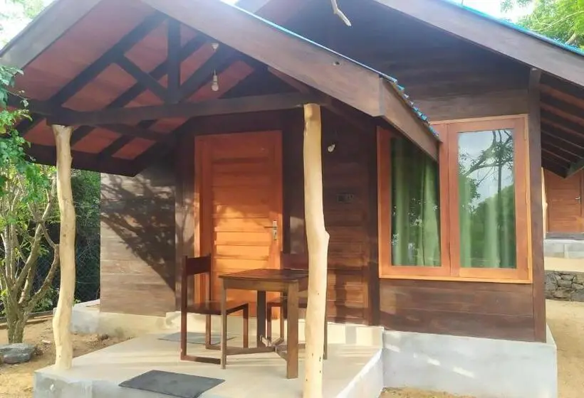 オーシャンビューデラックスルームバルコニー付き, Yala Caravan Village