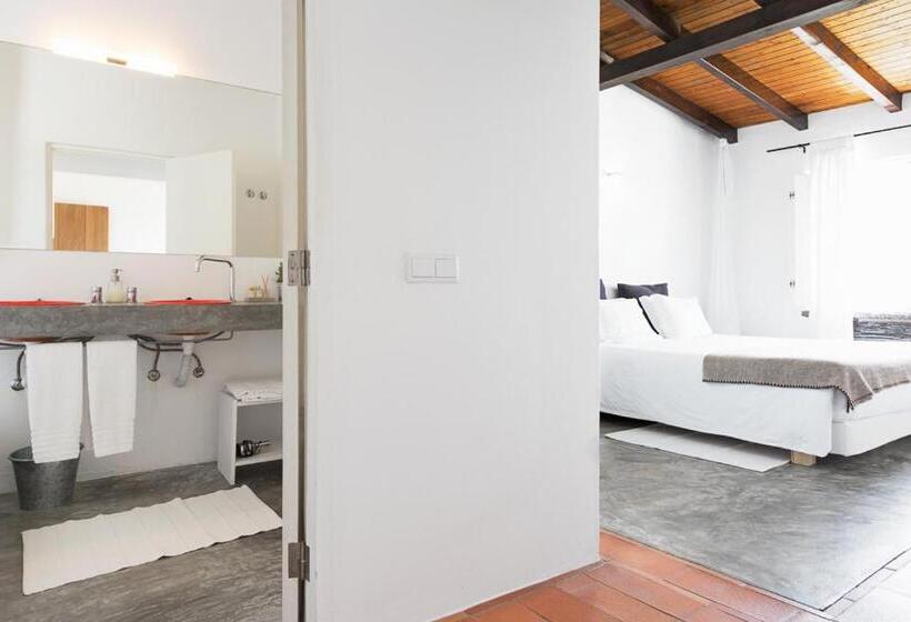 جناح جونيور, Monte Falperras