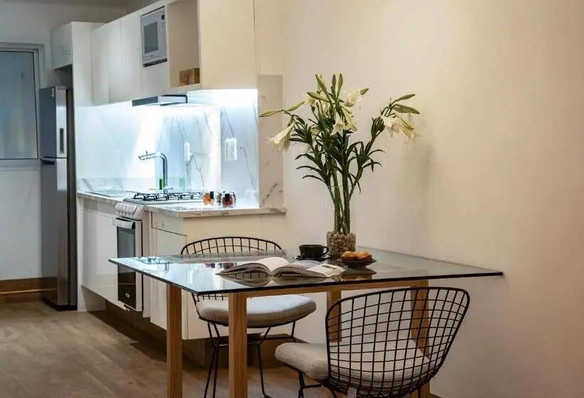 ジュニアスイート, Reforma Guest House