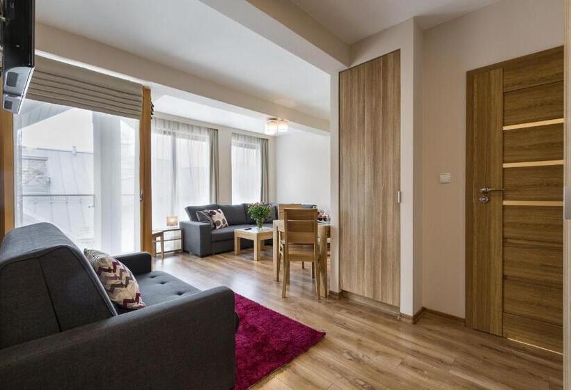 استودیوی استاندارد, Smrekowa Polana Resort & Spa