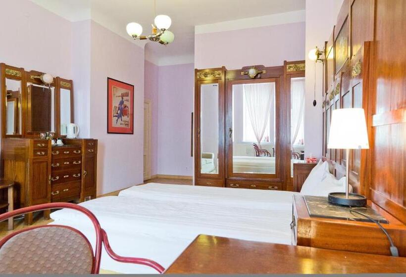 غرفة ديلوكس, 4th Floor Bed And Breakfast