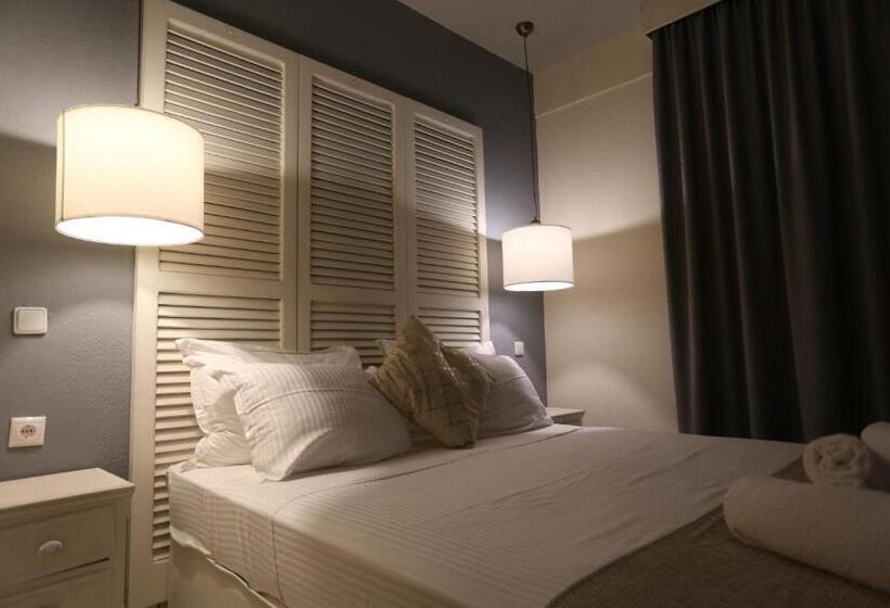 Habitació Triple Basic, Magdalena