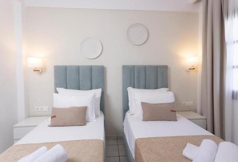 Habitació Quàdruple Clàssica, Magdalena