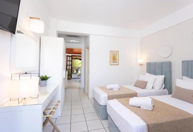 Habitació Quàdruple Clàssica, Magdalena