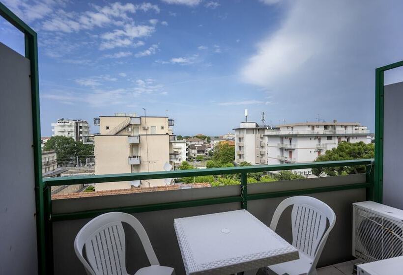 غرفة قياسية, Mamy