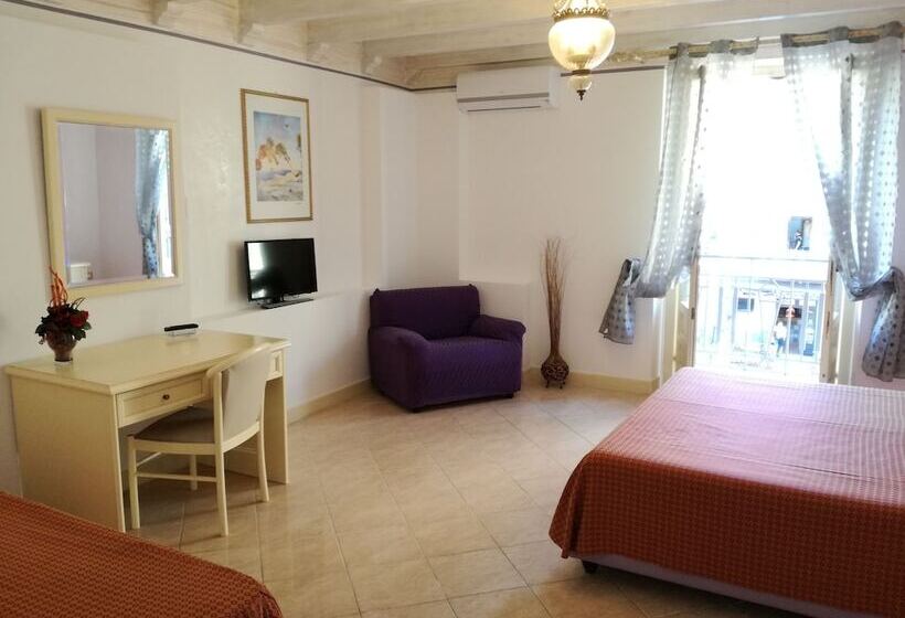 Номер Стандарт Трехместный, Centrale Bagheria