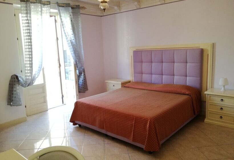 Номер Стандарт Трехместный, Centrale Bagheria