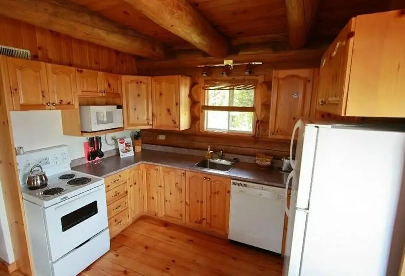 キャビン, Wilderness Tours Rafting Resort
